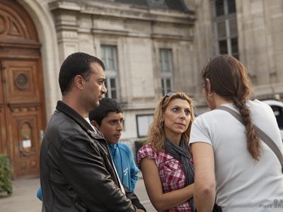 La famille Vardanyan devant la préfecture, lors de la manifestation du 22 octobre dernier.