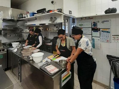 Un job dating sous forme de "challenge culinaire" pour la première session du Challenge Emploi Senior à Grenoble