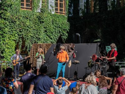 Le Festival de la Cour du Vieux-Temple de retour à Grenoble en musique et théâtre du samedi 22 au vendredi 28 août 2026