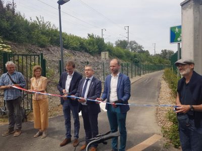 La Métropole inaugure la voie Verte la Priola de Saint-Égrève, réalisée dans le cadre de sa politique cyclable