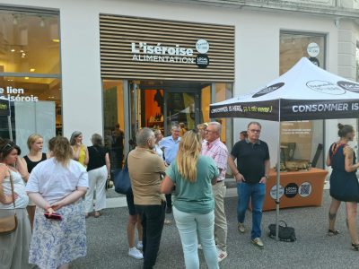 Inauguration de l'Iséroise alimentation, rue de Bonne à Grenoble le 30 juin 2026. © Joël Kermabon - Place Gre'net