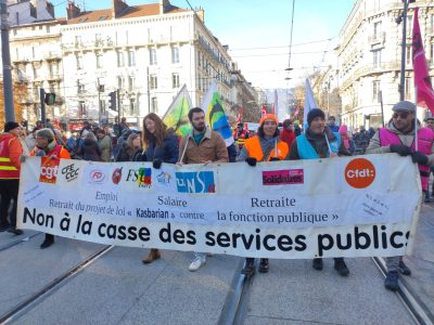 Forte mobilisation pour la manifestation des agents de la fonction publique du jeudi 5 décembre à Grenoble