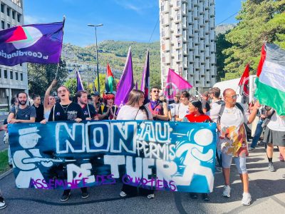 Plusieurs milliers de personnes ont manifesté contre le « permis de tuer » dans les rues de Grenoble