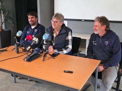de gauche à droite : Jeff Dubois, entraîneur principal, Patrick Goffi, président du FCG et Aubin Hueber, directeur du rugby. © Joël Kermabon - Place Gre'net