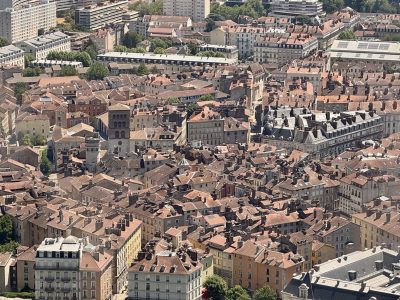 « Impôt injuste » et « rupture d'égalité » : l'Union nationale des propriétaires de l'Isère étrille la taxe foncière à Grenoble